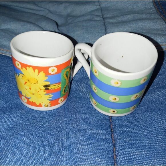 ×6 Tea Cups - Picture 6 of 16